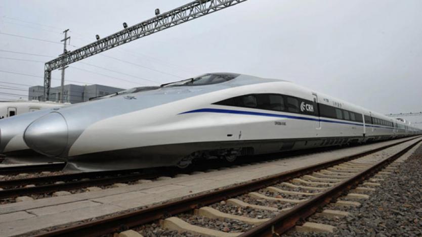 Влак-стрела ще стига от Пекин до София за 35 часа