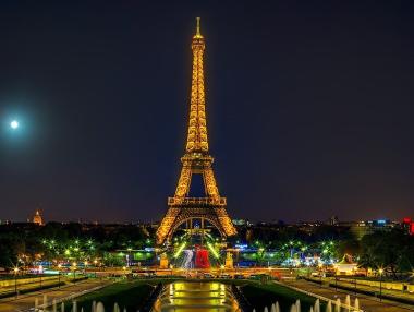 15 хил. българи ще посрещнат празниците в Париж