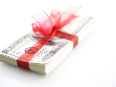 Все по-малко фирми дават коледни бонуси у нас