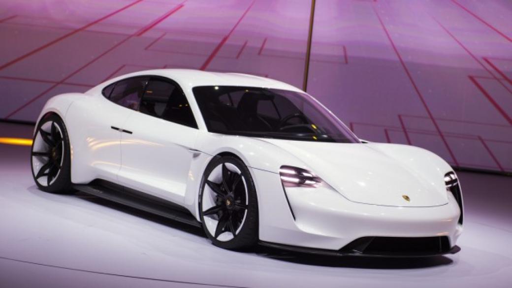 Porsche потвърди създаването на спортен електромобил