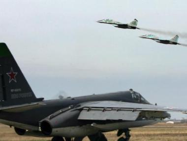 Русия смазва стотици цели на ИД, хвърля 2 хил. бомби