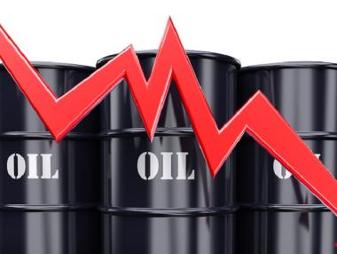 Петролът вече на 7-годишно дъно
