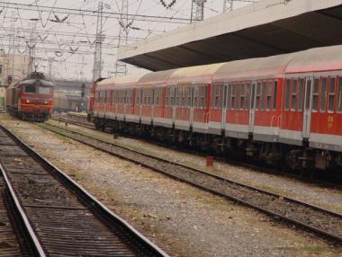 Експрес „Чайка“ ще се движи само в петък и събота