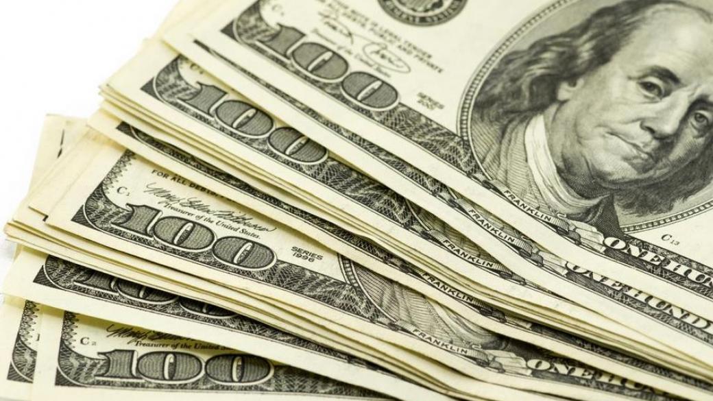 Доларът загуби позиции спрямо основните валути