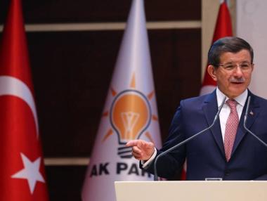 Премиерът на Турция обвини Русия в „етническо прочистване“ в Северна Сирия