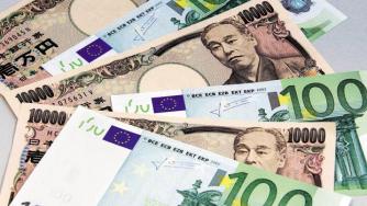 Силна седмица за еврото и йената