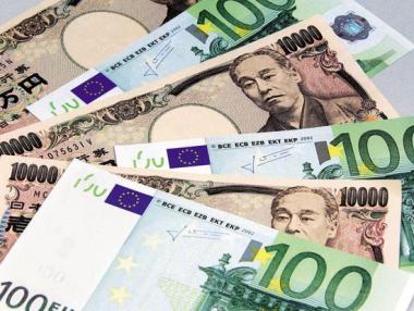 Силна седмица за еврото и йената