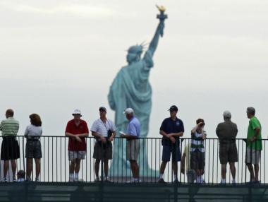 Над 50% от американците не одобряват политиката на Барак Обама