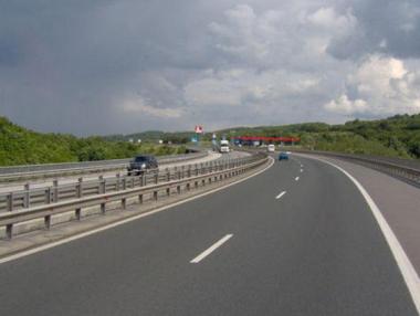 Отварят мярка за ремонт на пътища по ОП „Региони в растеж”