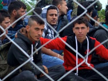 Канада може да приеме двойно повече сирийци до края на 2016 г.