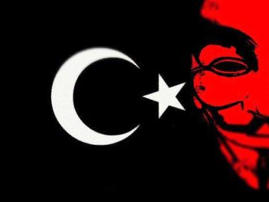 „Анонимните“ нападнаха и Турция