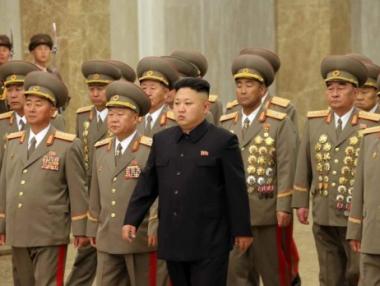 Ким Чен Ун заповяда армията да се готви за тежка война