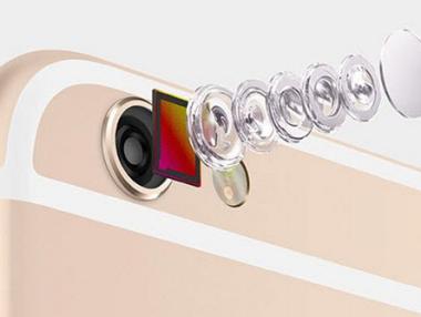 800 души работят върху новата камера на iPhone