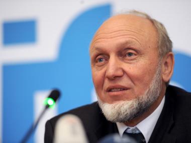 Дълговете на държавите растат заради бежанската криза