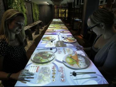 Ресторант без сервитьори отвори врати в Русия