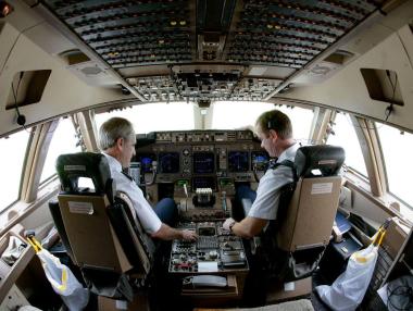 Авиокомпаниите готови да се откажат от втория пилот