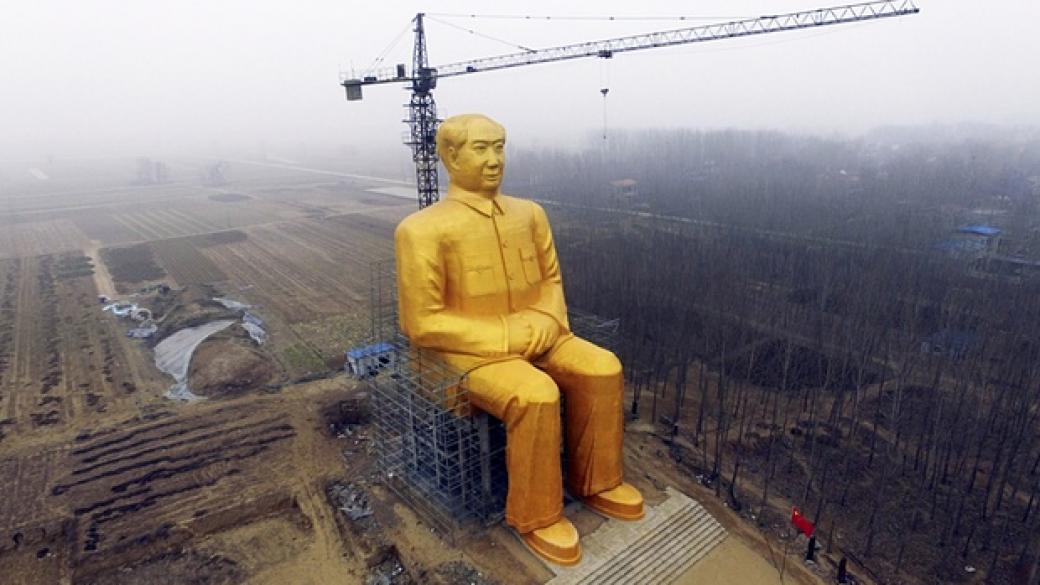 Китай издигна гигантска статуя на Мао Дзедун