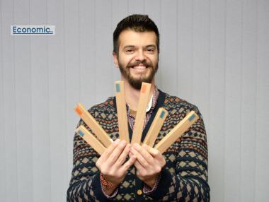 Създаваме първите български биоразградими четки за зъби