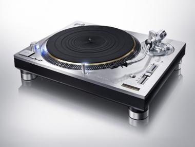 Panasonic възроди култовия грамофон Technics