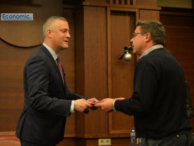 Лукарски търси пари за 500 допълнителни проекта по ОПИК