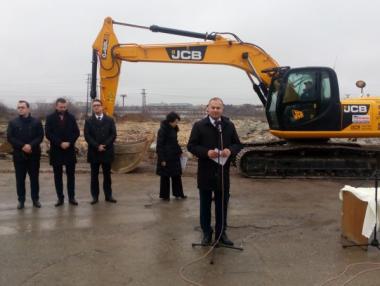 Китайци влагат 6 млн. евро във фуражен завод в Добрич