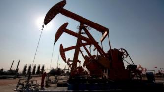 Петролът поевтинява отново