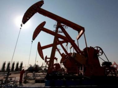 Петролът поевтинява отново