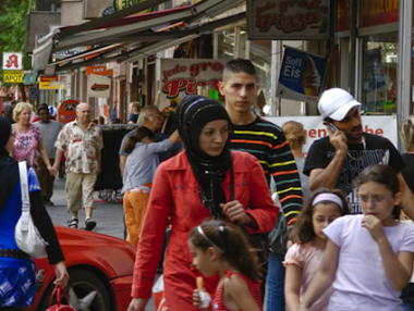 Все повече германци губят доверие в Ангела Меркел