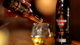 САЩ отмени ембаргото за кубински ром