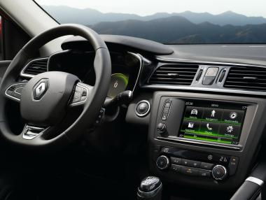 Renault изтегля 15 хил. коли за проверка на двигателите