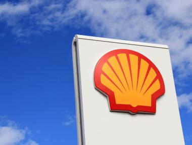 Shell реже 10 000 работни места