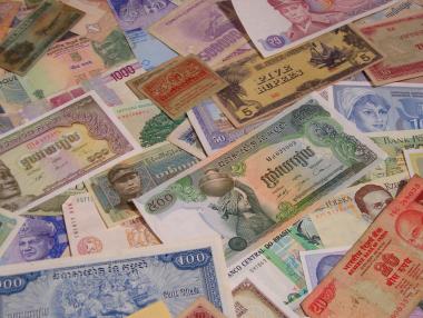 Хартиените пари ще изчезнат до 10 години