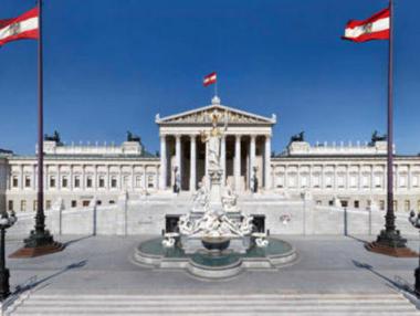 Австрия въвежда „временен статут на бежанец“