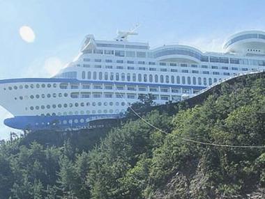 12 причудливи хотела