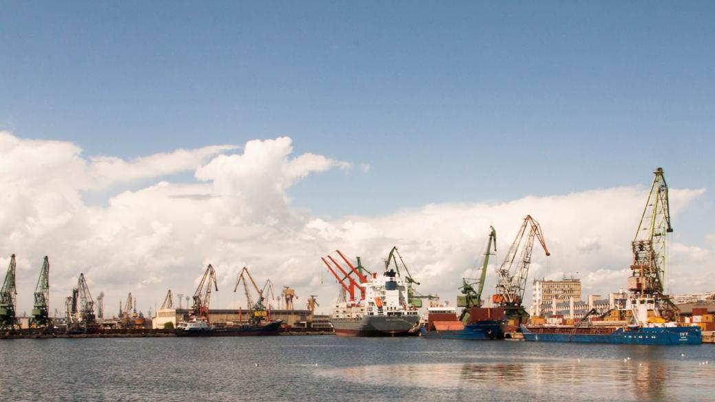 Безжичен интернет на пристанищата във Варна и Бургас