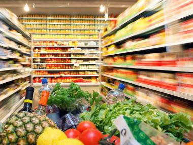 Слаб ръст в търговията на дребно през декември