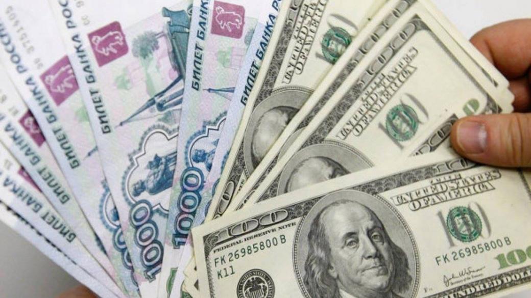 Хакери промениха курса долар-рубла с над 15%
