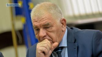 Заплатите на митничарите се вдигат средно с 350 лв.