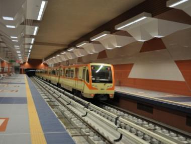 Чисто нов участък от метрото се руши от подземни води