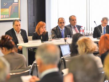 Няма ясен ефект от усвоените пари по еврофондове