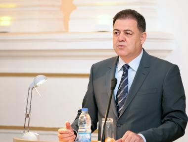 Висшисти стават офицери с едногодишен курс