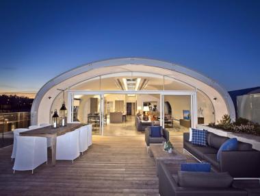 Продава се ултрамодерен пентхаус на Bondi Beach, Австралия