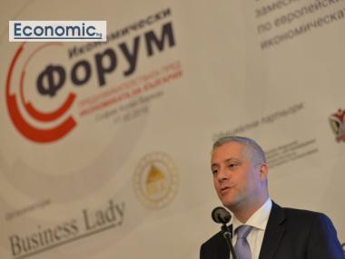 Увеличава се делът на жени собственици на фирми