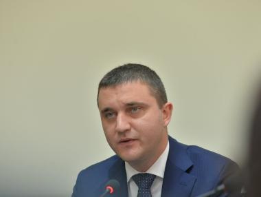 Отпускат безлихвени заеми за затруднени общини