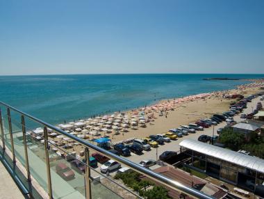 Плажове около Варна остават без стопани