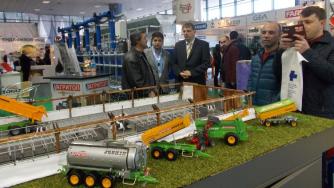 Кръстоска между слива и кайсия с награда за иновация  на „Агра 2016“