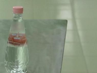 Китай полудя по българска минерална вода с розово масло