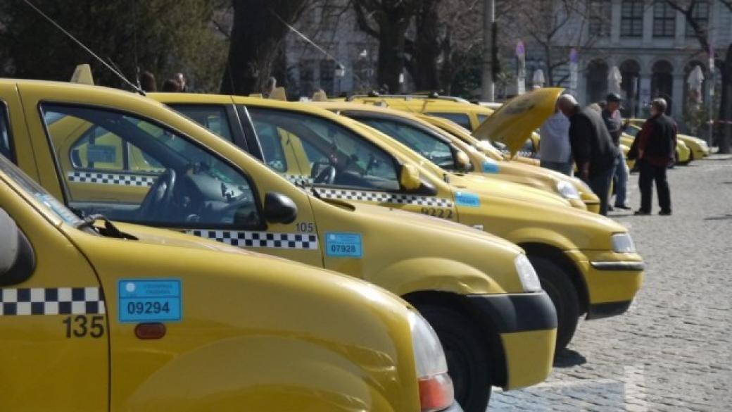 Облагат такситата с до 1000 лв. патентен данък