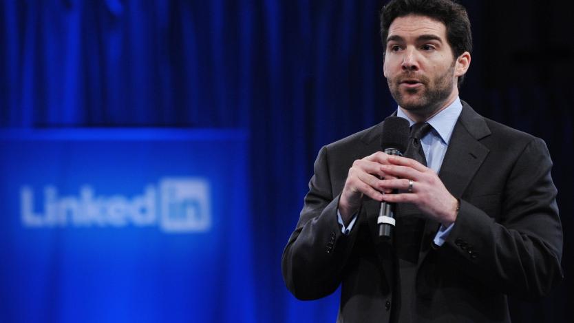 Шефът на LinkedIn раздаде $14 млн. на служителите си