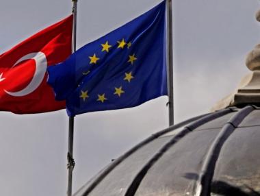 Турция иска 20 млрд. евро за бежанците